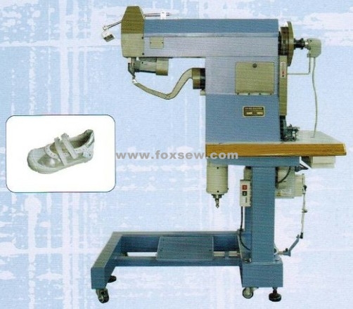 Stitching machines for innersoles