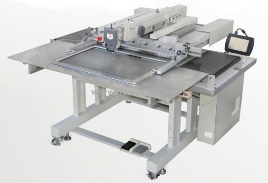 Computerized Programmable Pattern Sewing Machine