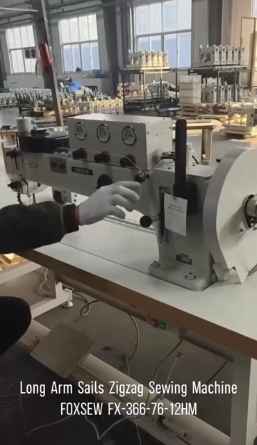 Long Arm Sails Making Zigzag Sewing Machine