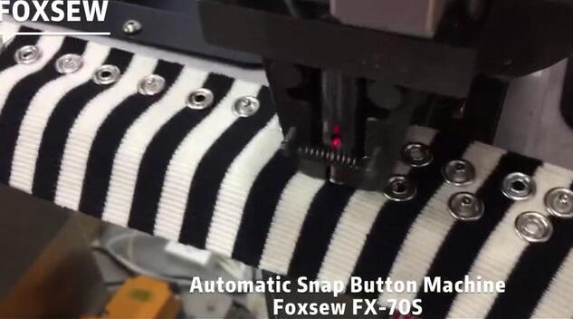 Automatic Snap Button Attaching Machine