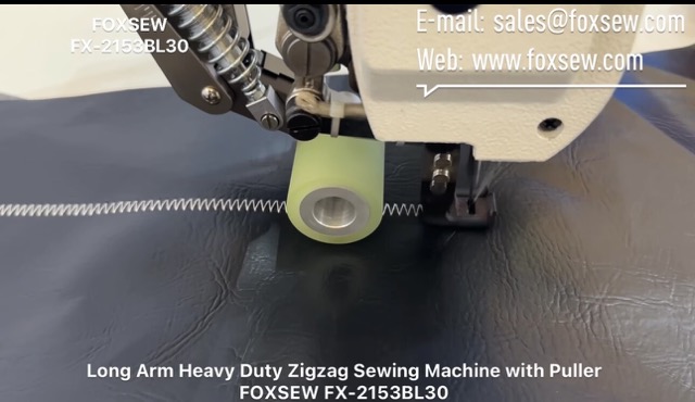 Long Arm Heavy Duty Zigzag Sewing Machine with Puller