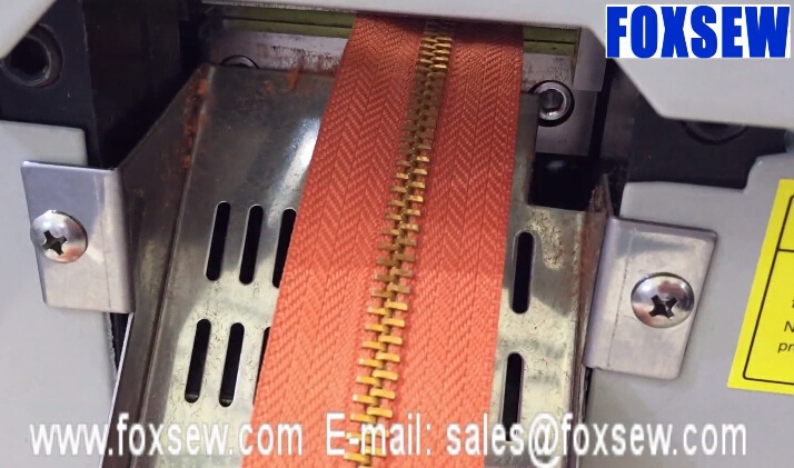 Automatic Zipper Tape Cutting Machine 