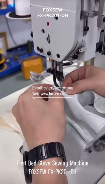Post Bed Finger Gloves Sewing Machine
