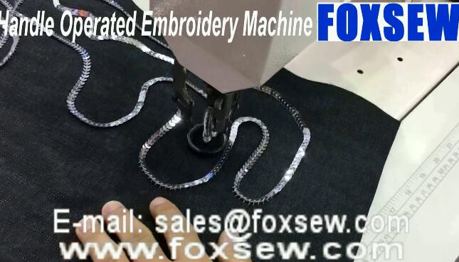 Handle Operated Embroidery Sewing Machine